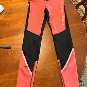 Under Armour Cold Gear legging size small